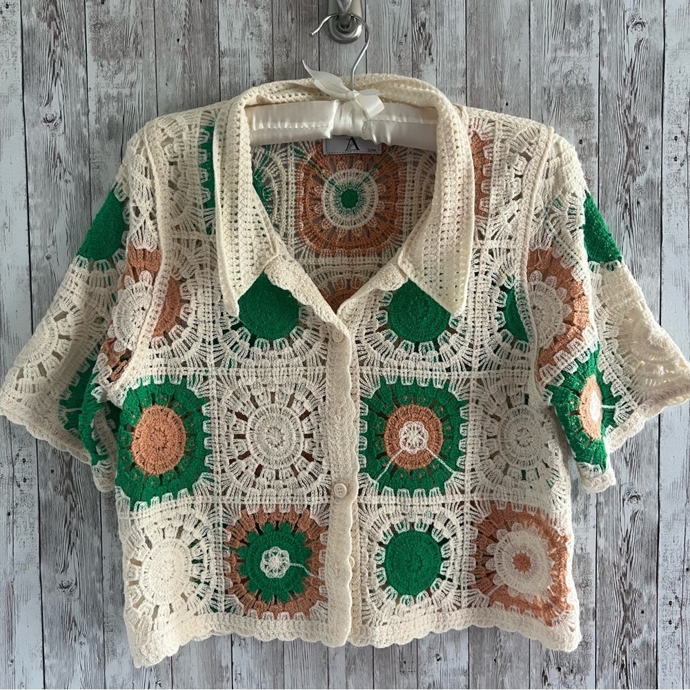 Crochet Grandma Square Patch Patterned Cardigan - Cream, Green, and Tan Small